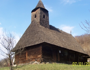 Biserica de Lemn Sf Arhangheli Mihail si Gavril